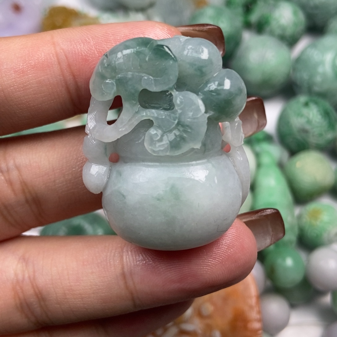 定制翡翠未镶嵌翡翠