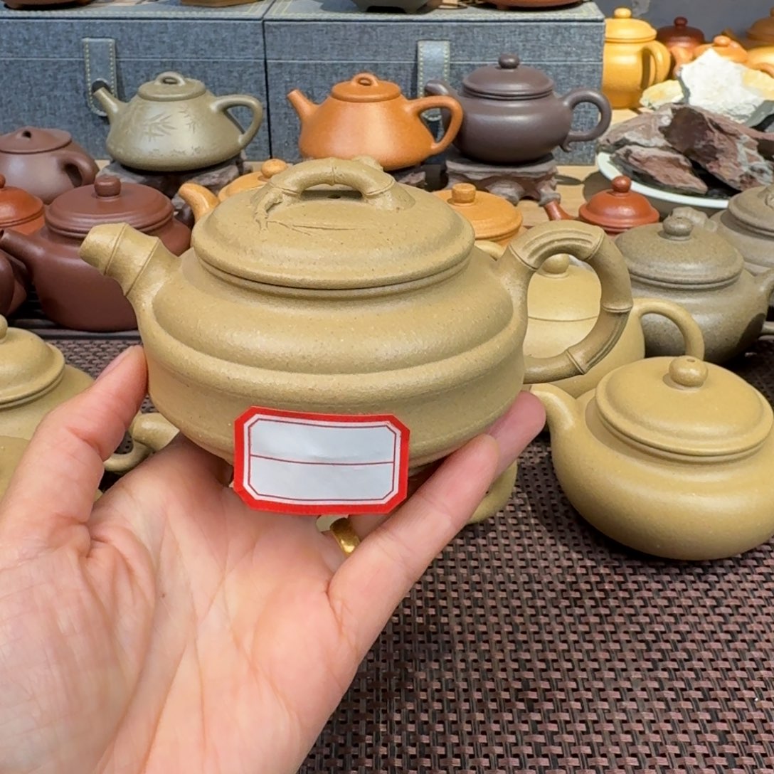 茶壶本山绿泥特价200毫升左右