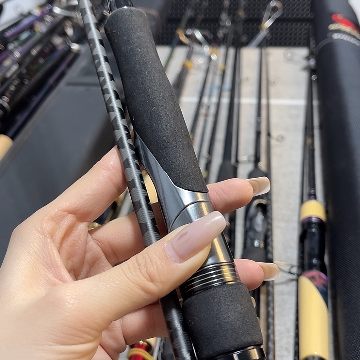 独***酒3.8m碳素精品路亚2.9m