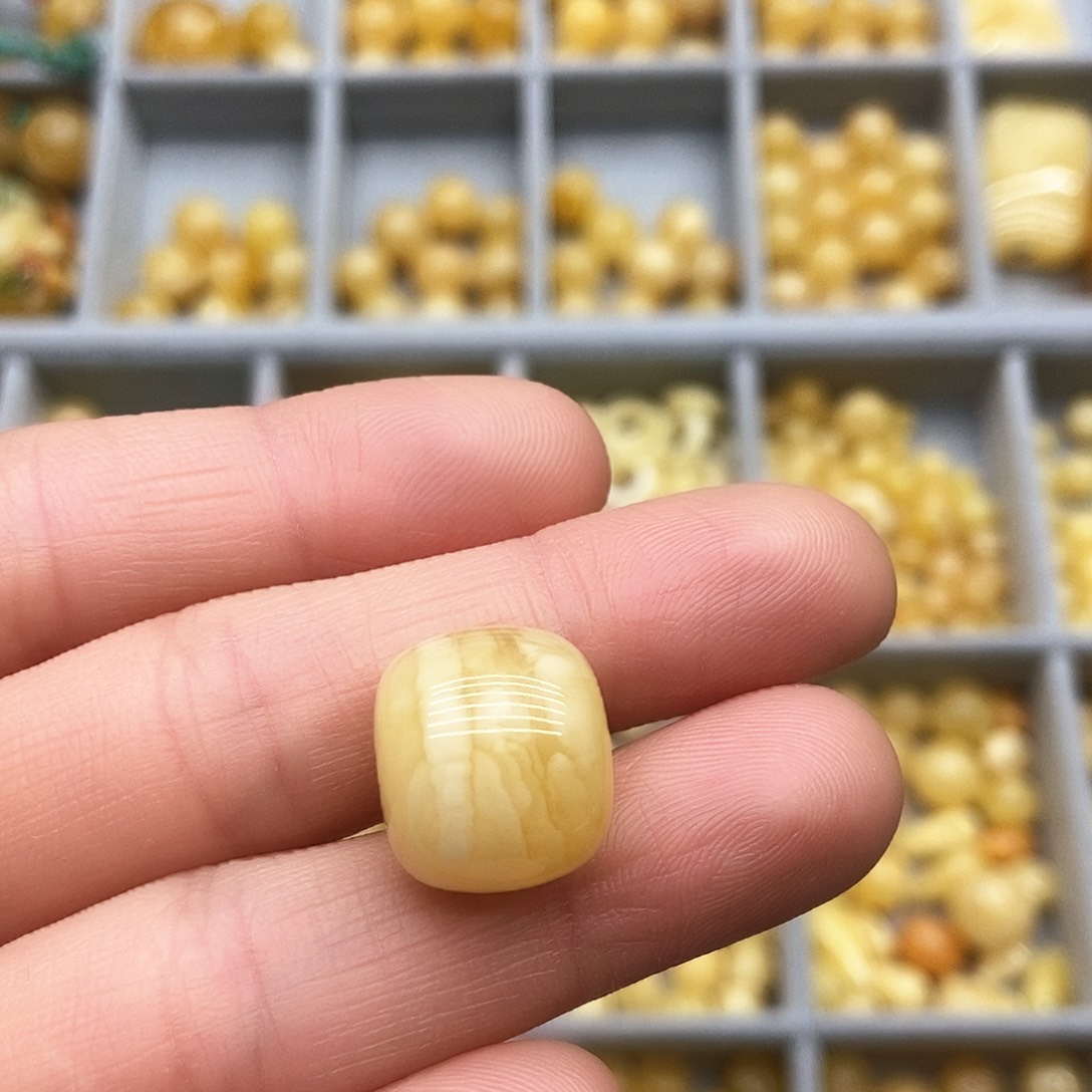 蜜蜡珠宝奇石未镶嵌养**女877