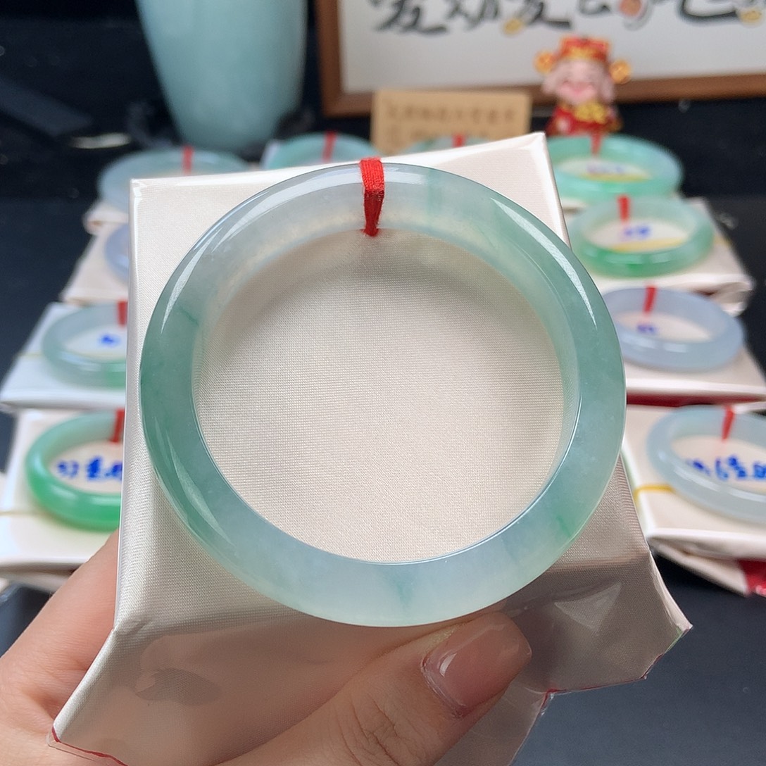 翡翠未镶嵌手镯11号