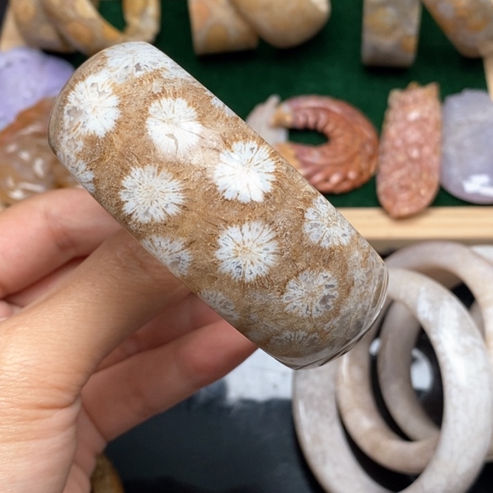 硅化珊瑚（珊瑚玉）手镯未镶嵌59