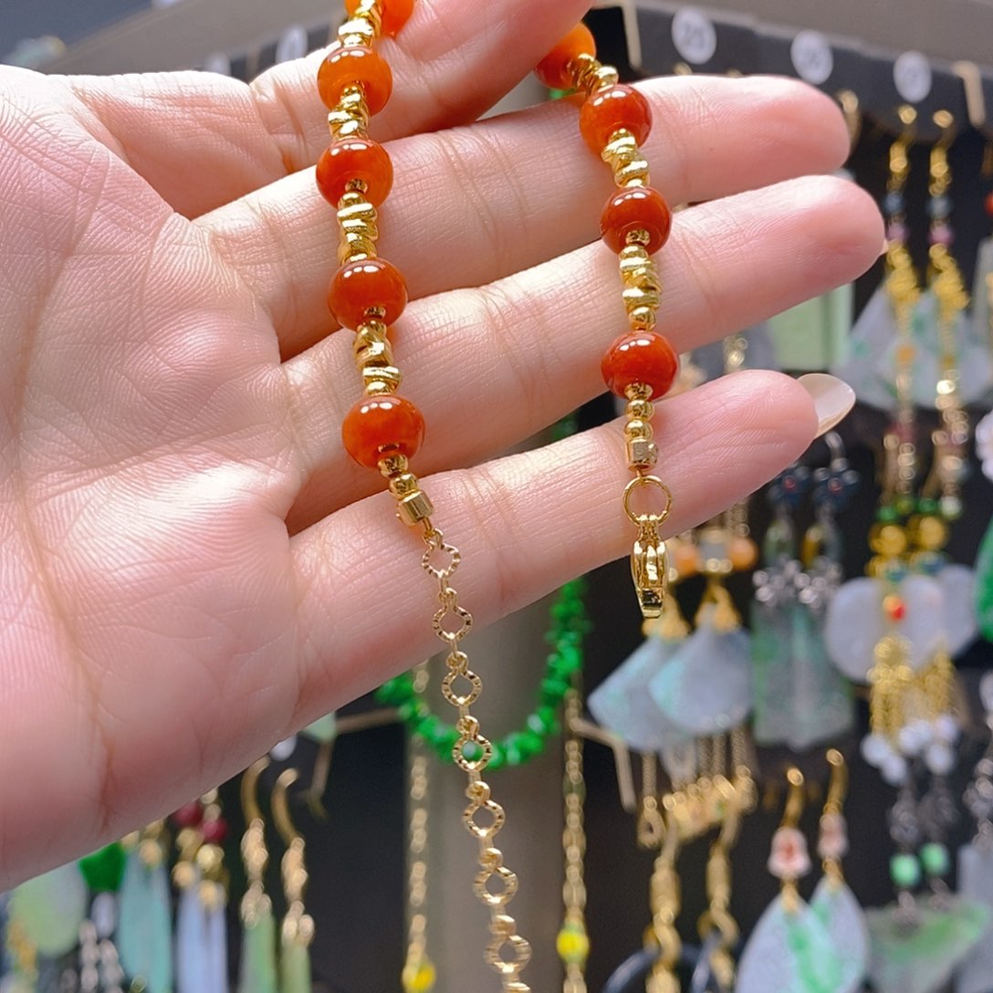 未镶嵌翡翠耳饰翡翠