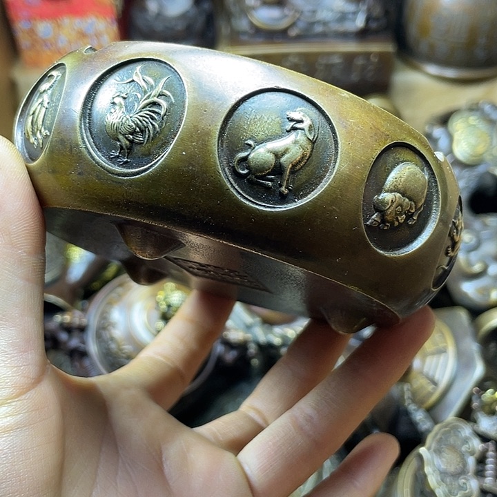 全是铜铜铜器铜器