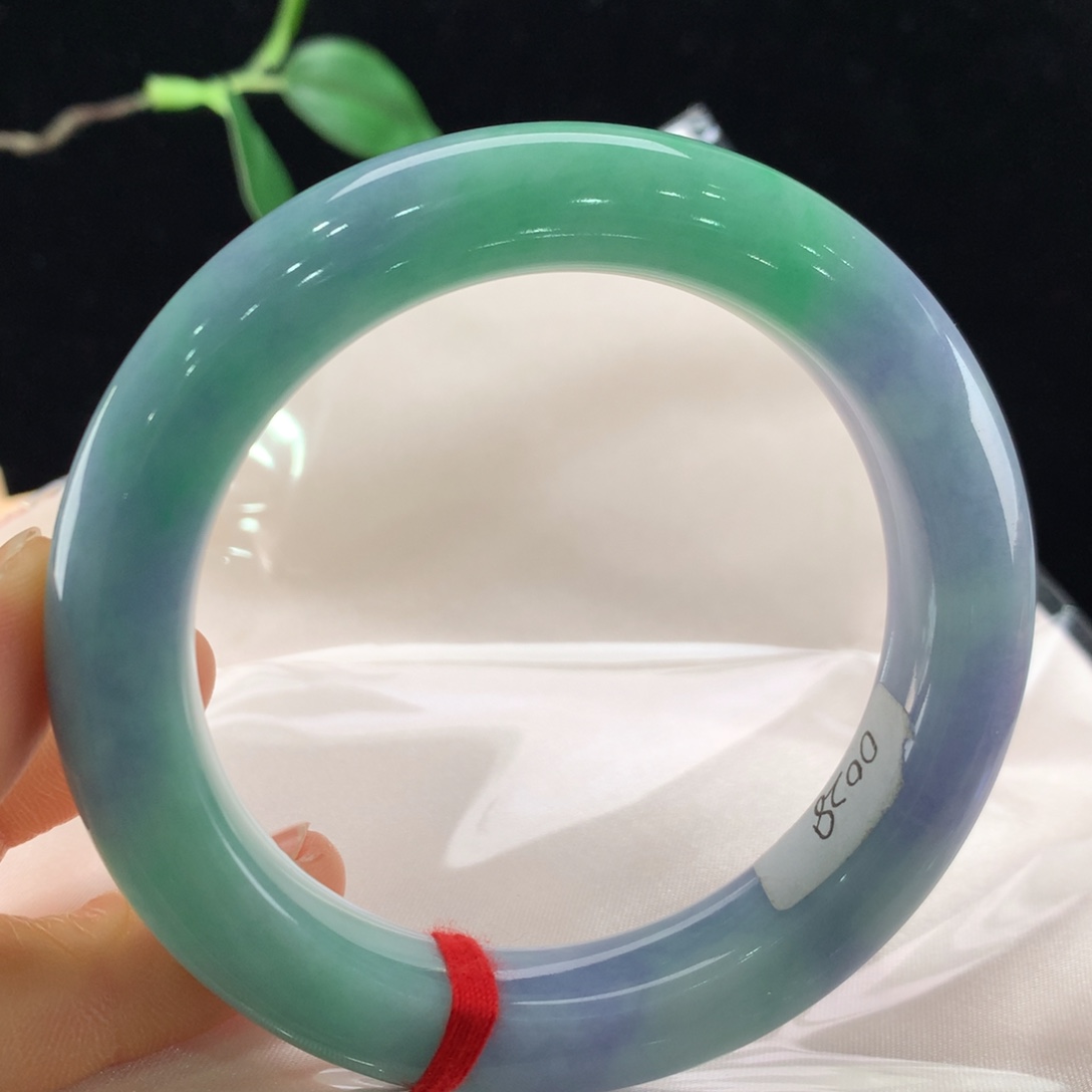 翡翠手镯未镶嵌111-0028