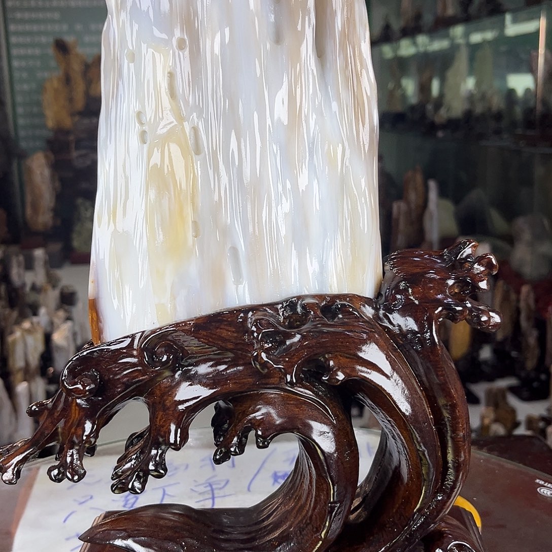 硅化玉未镶嵌珠宝奇石