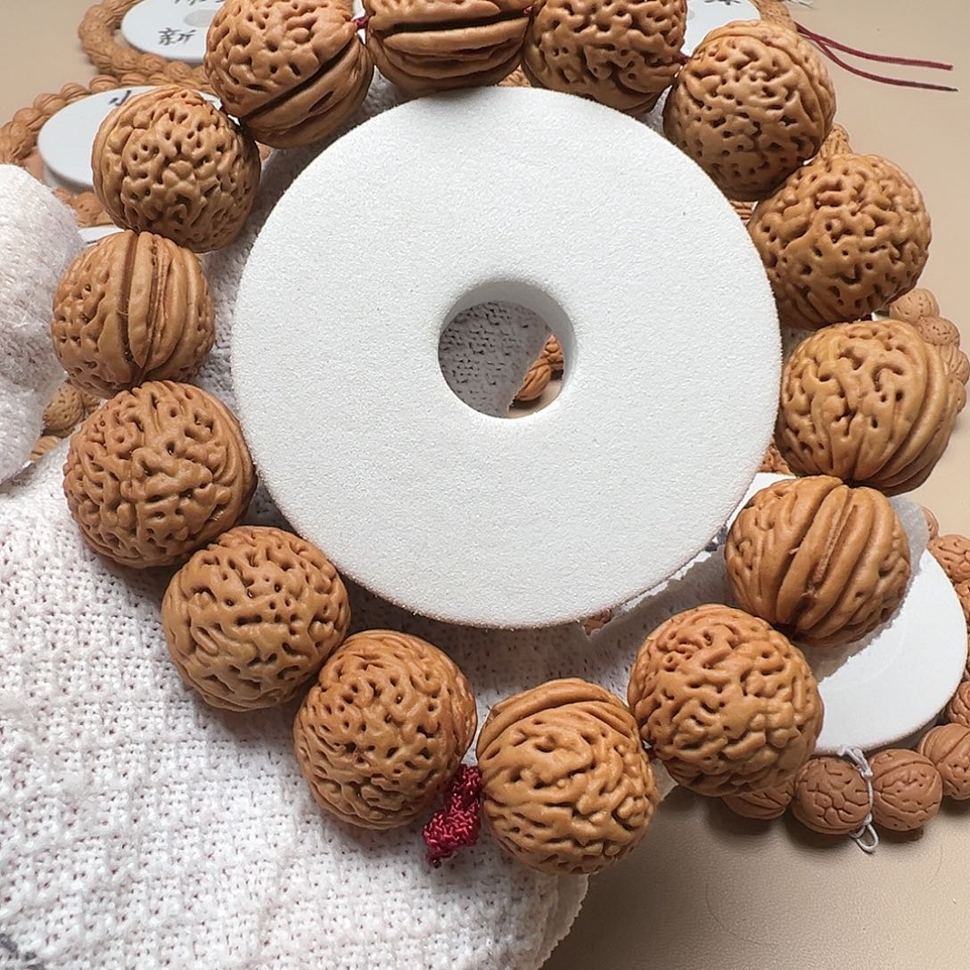 手串桃核2.0大象蚂蚁纹