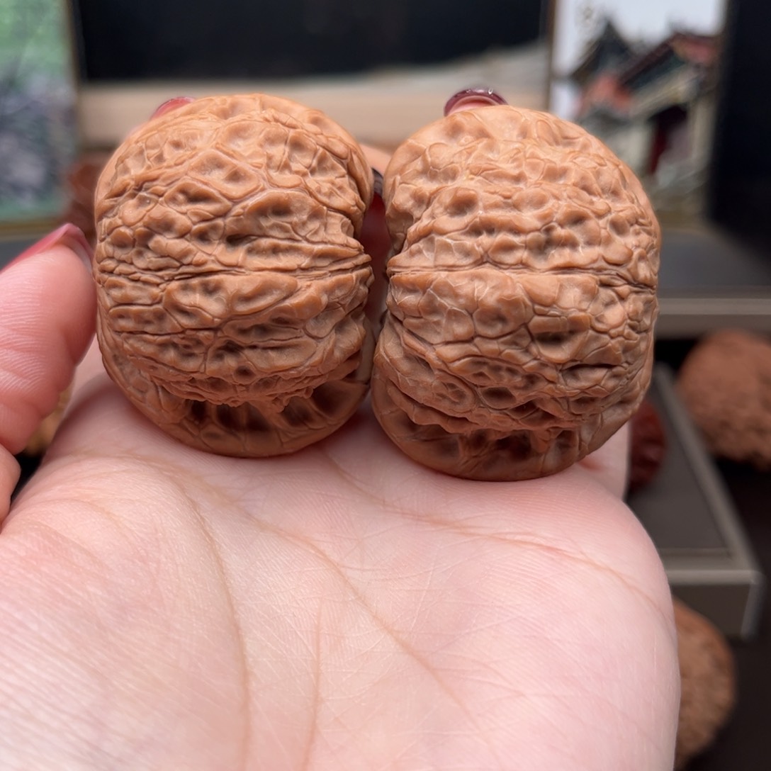 桃核把件平谷原树血麒麟45全品