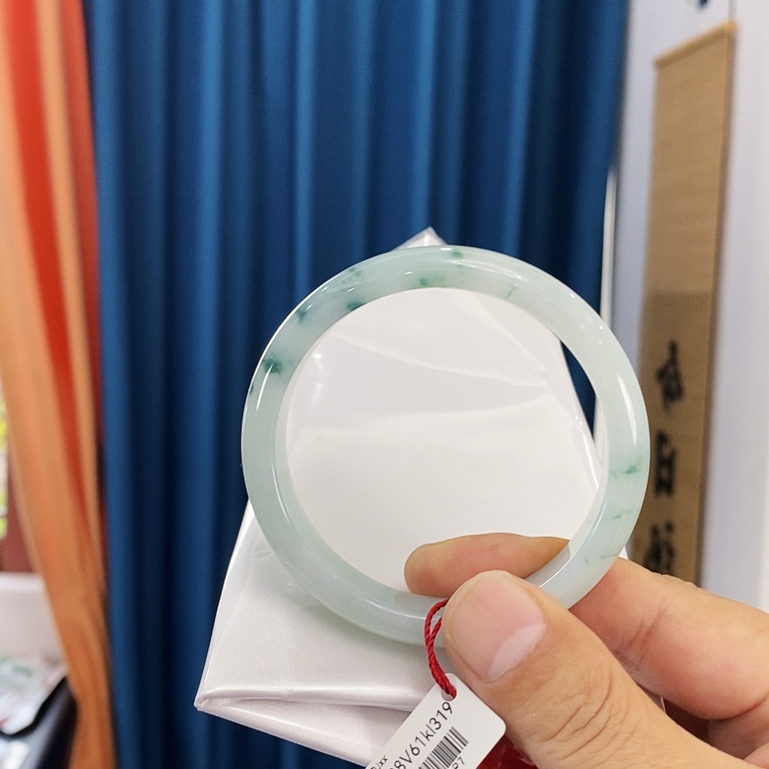 翡翠未镶嵌手镯21