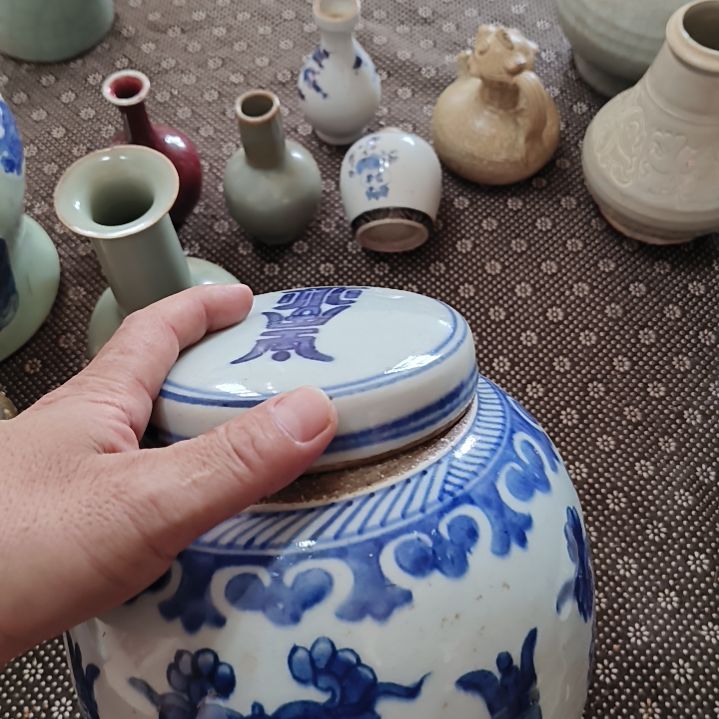 用****0一件精美青花大罐全品