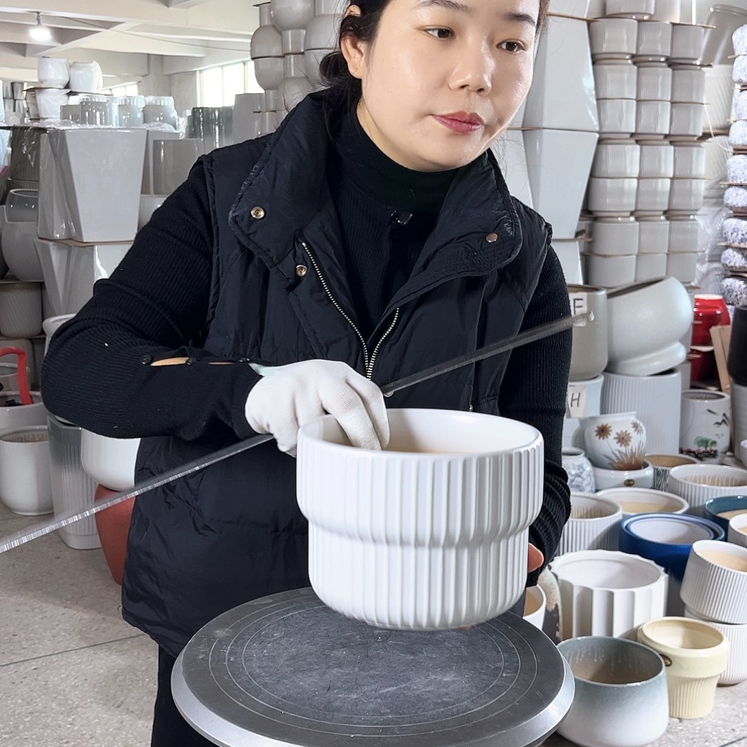 陶瓷口径16.5-12。亚白