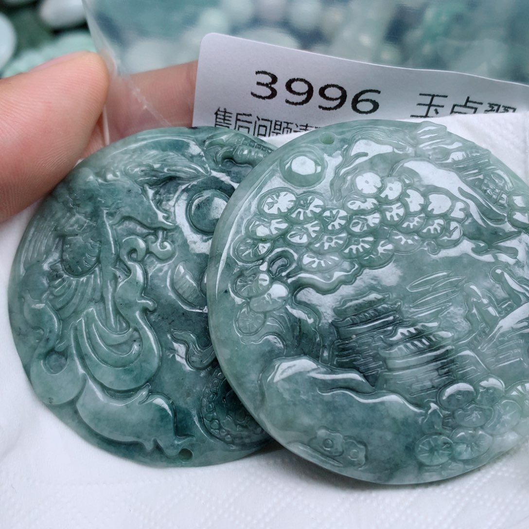 翡翠未镶嵌吊坠(不含链)吊坠