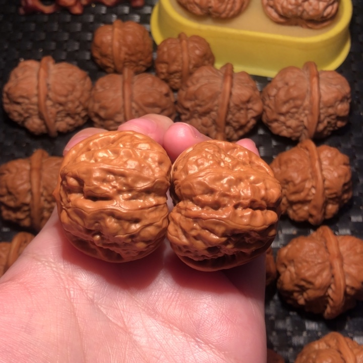 文玩核桃把件38开背肌肉蛙