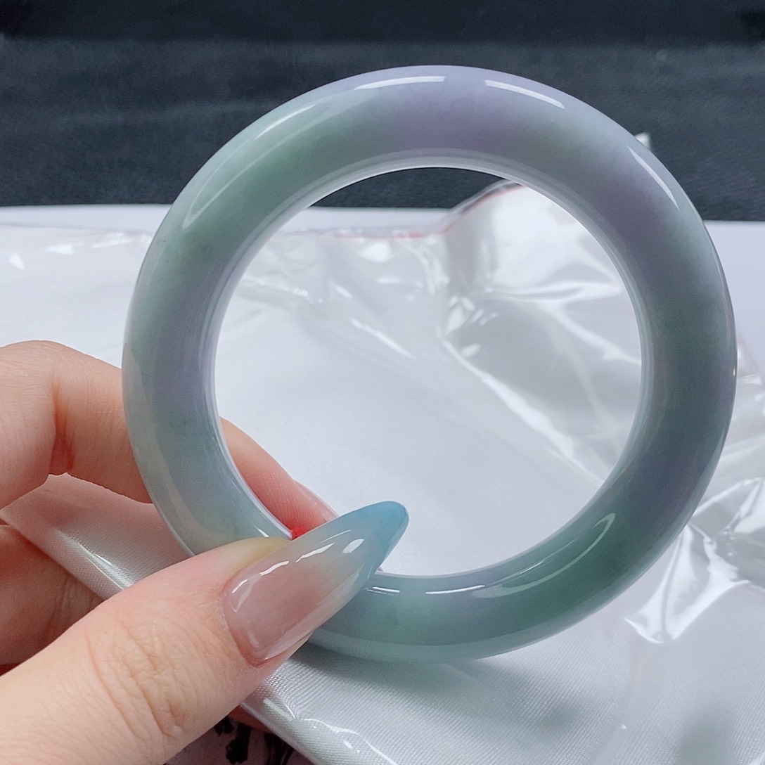 【闪购商品】未镶嵌手镯（圆镯）翡翠331号
