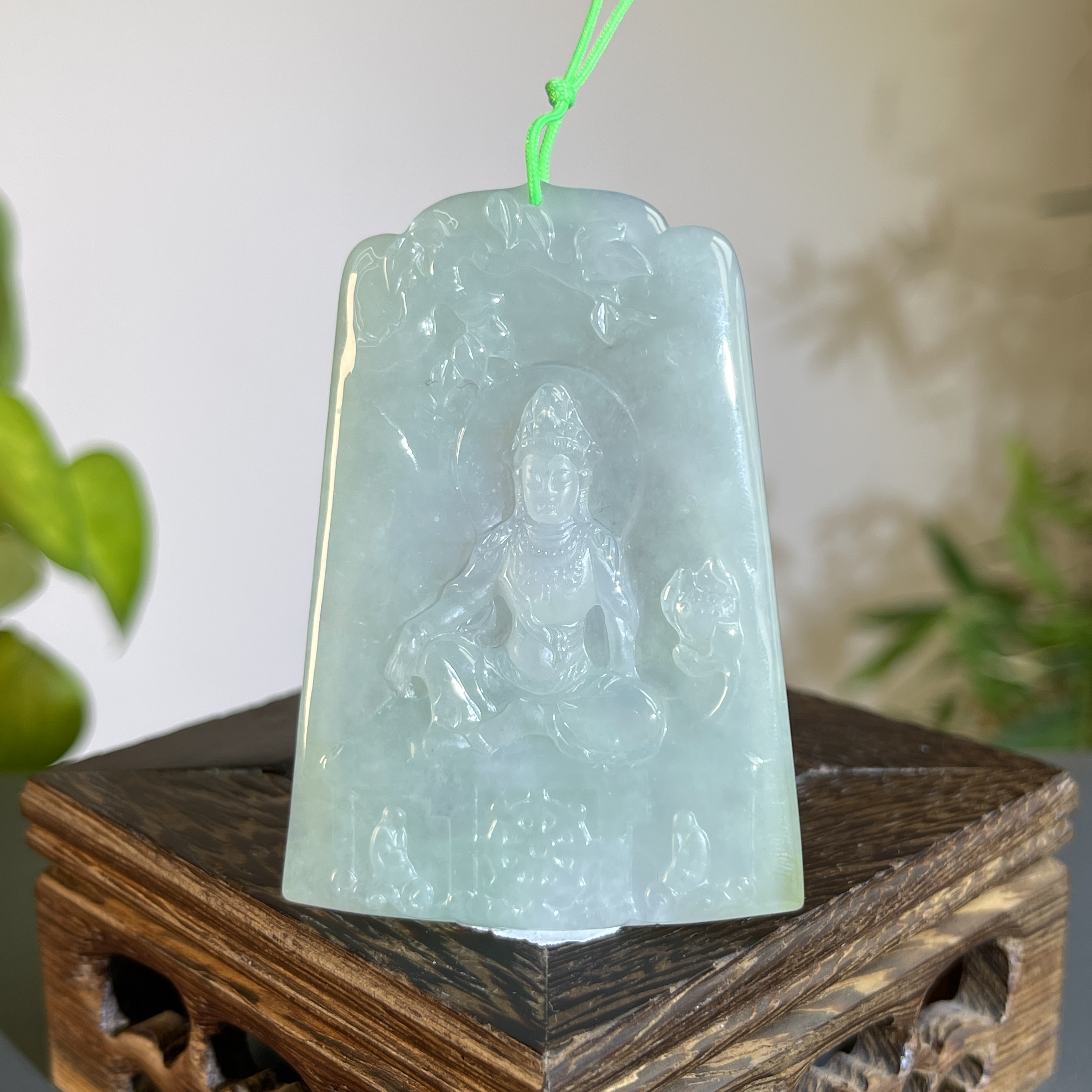 JCB17-167  天然缅甸A货翡翠  莲花观音