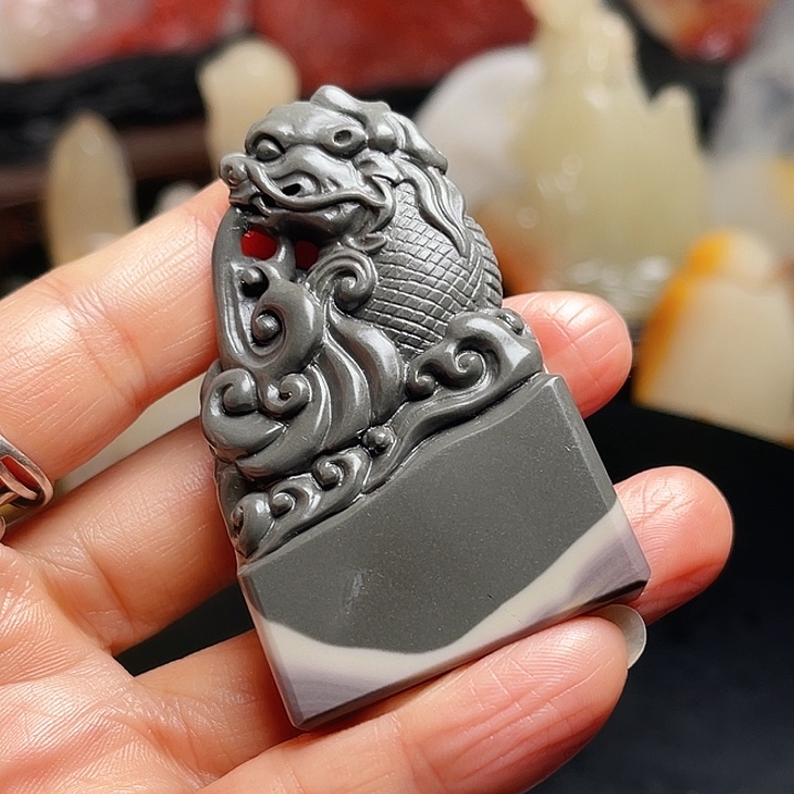 寿山石星*呀五彩山秀园