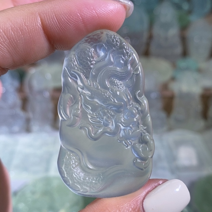 岫玉未镶嵌吊坠吊坠