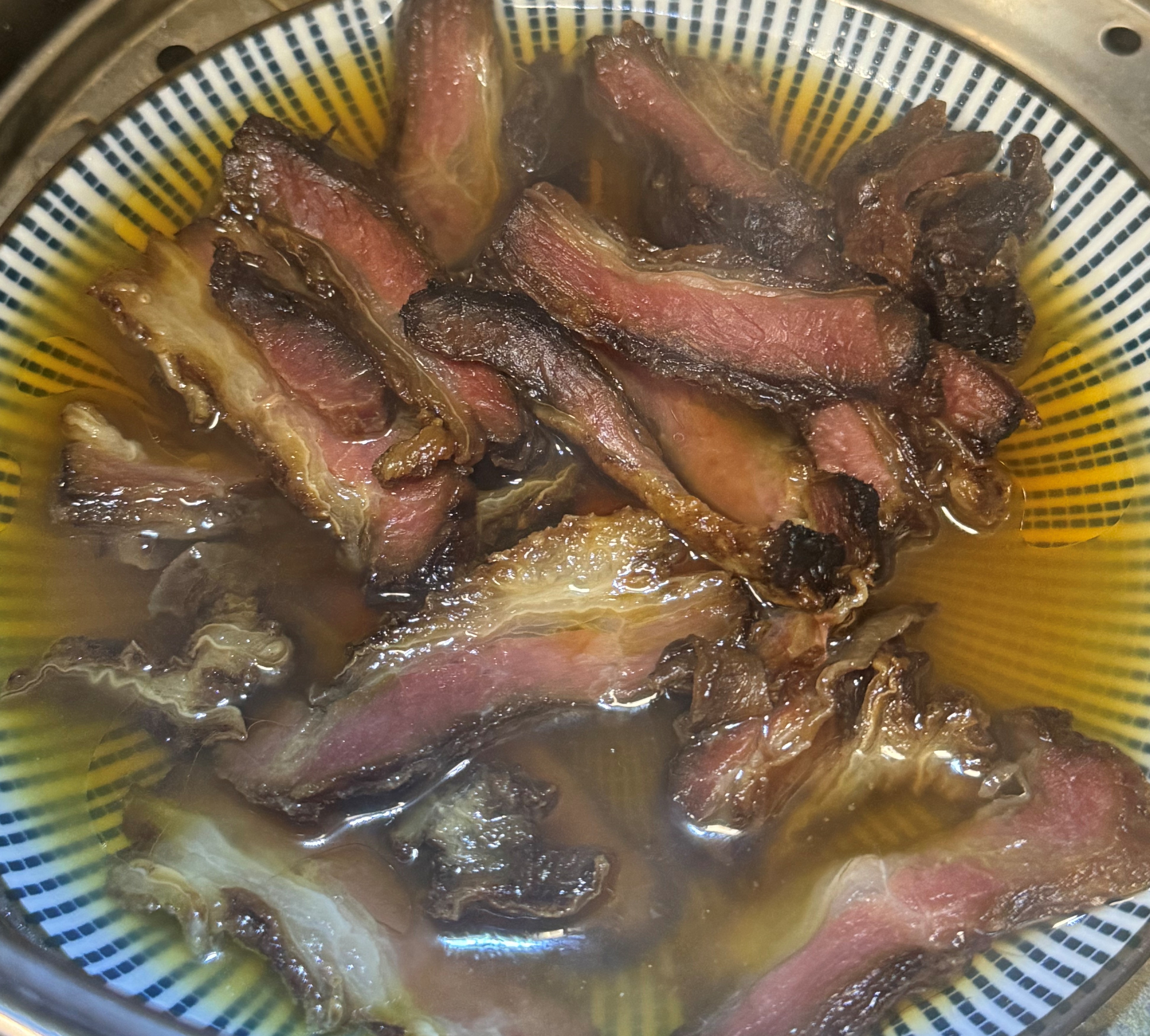 秘制酱香咸口无烟熏酱肉