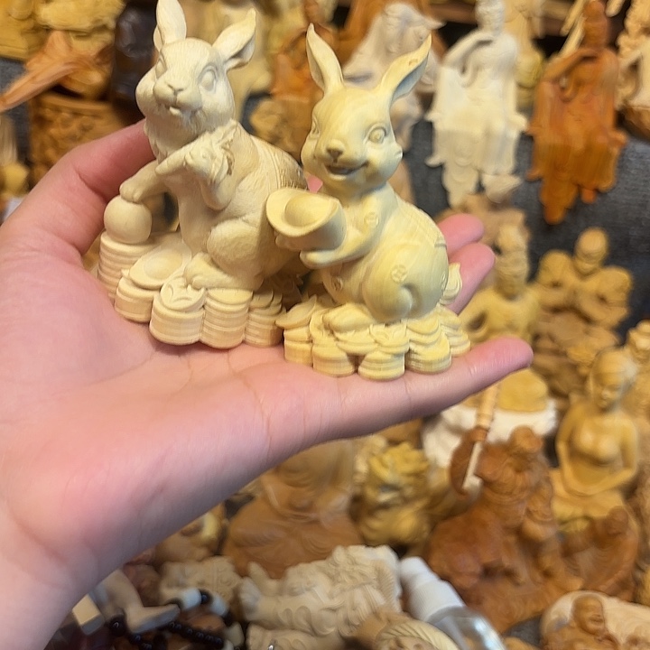 黄杨木黄杨木瑕疵财兔