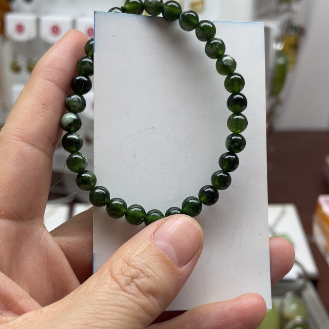 蛇纹石玉未镶嵌戒指