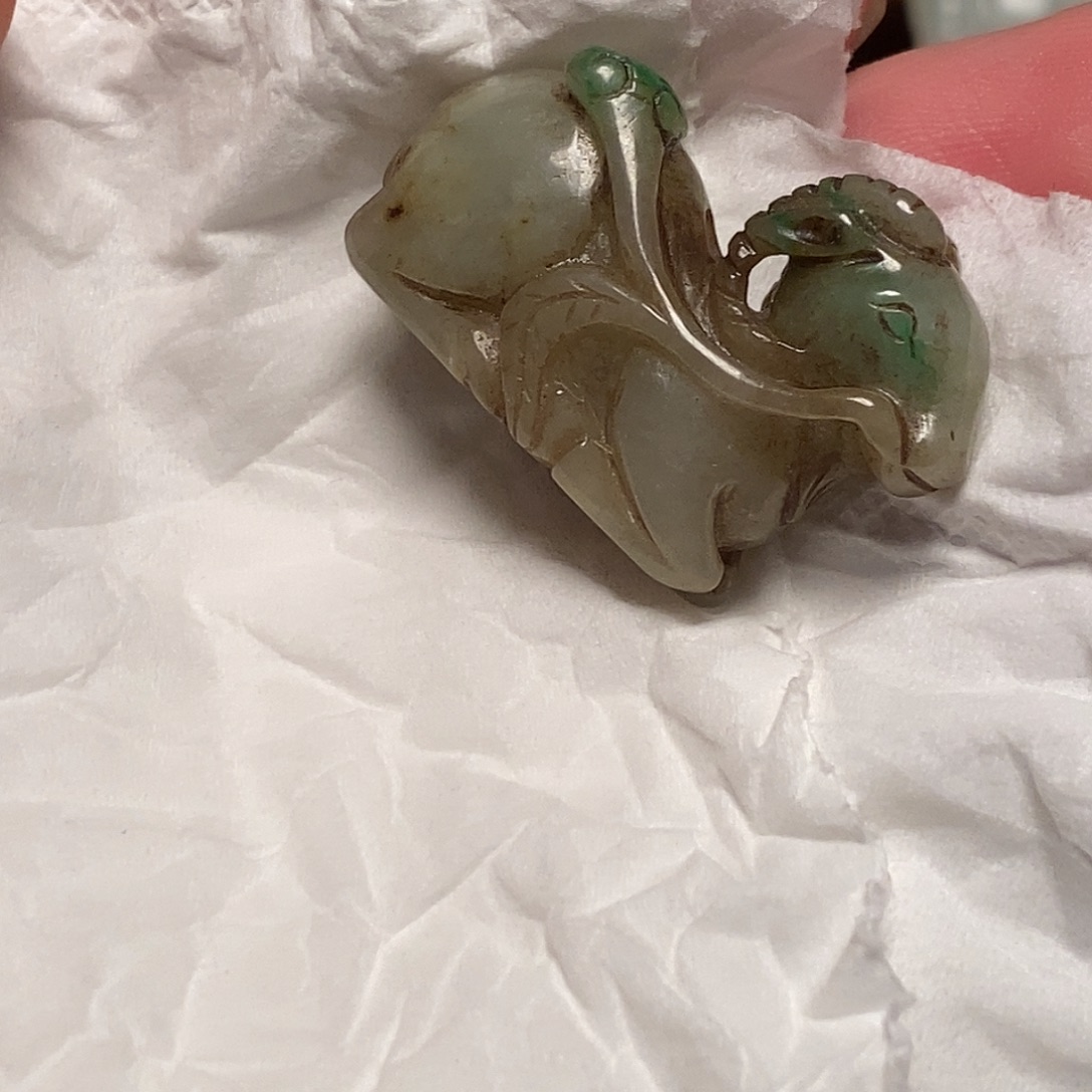 哈***司未镶嵌挂件翡翠如图