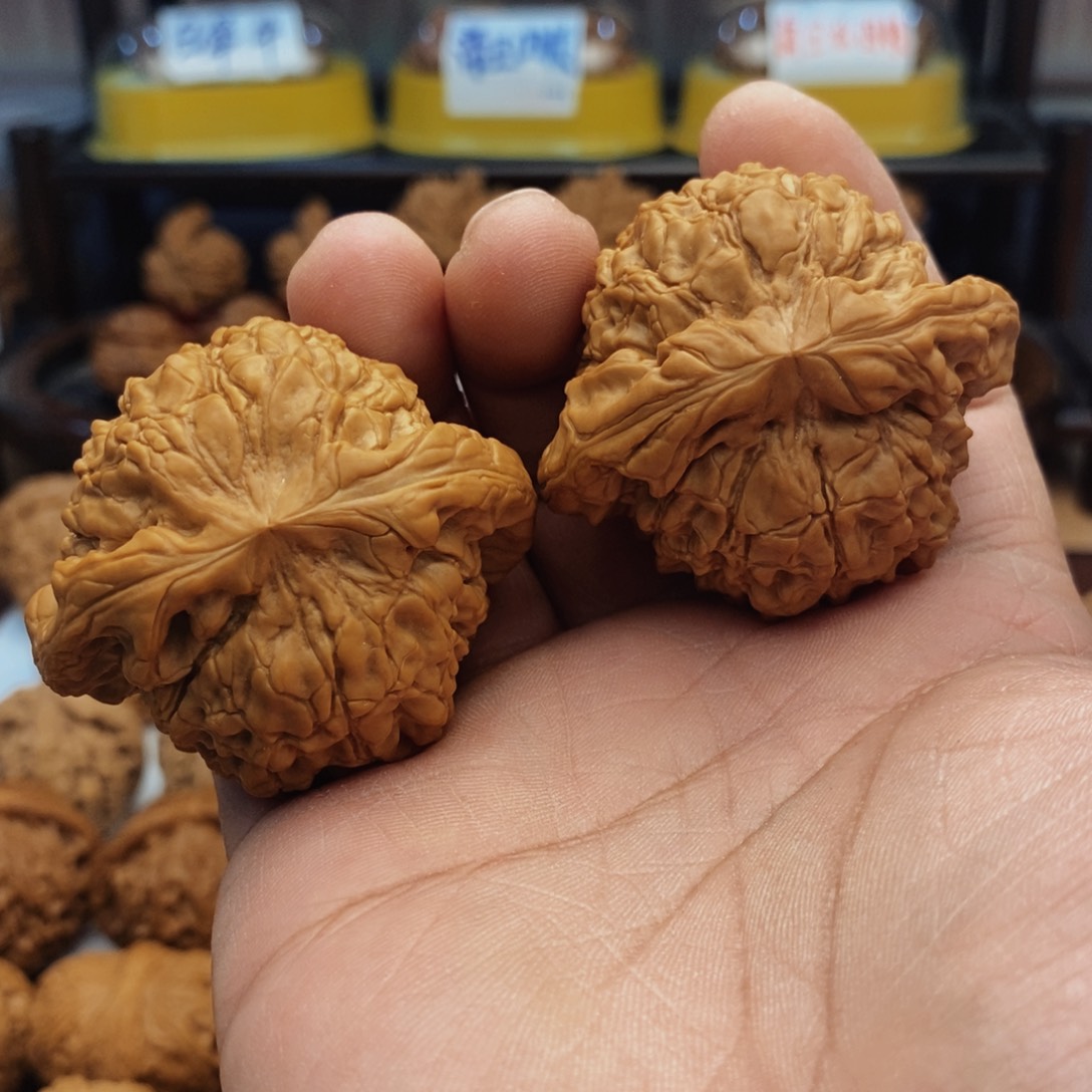 文玩核桃把件50尺 全品龙鼎 10