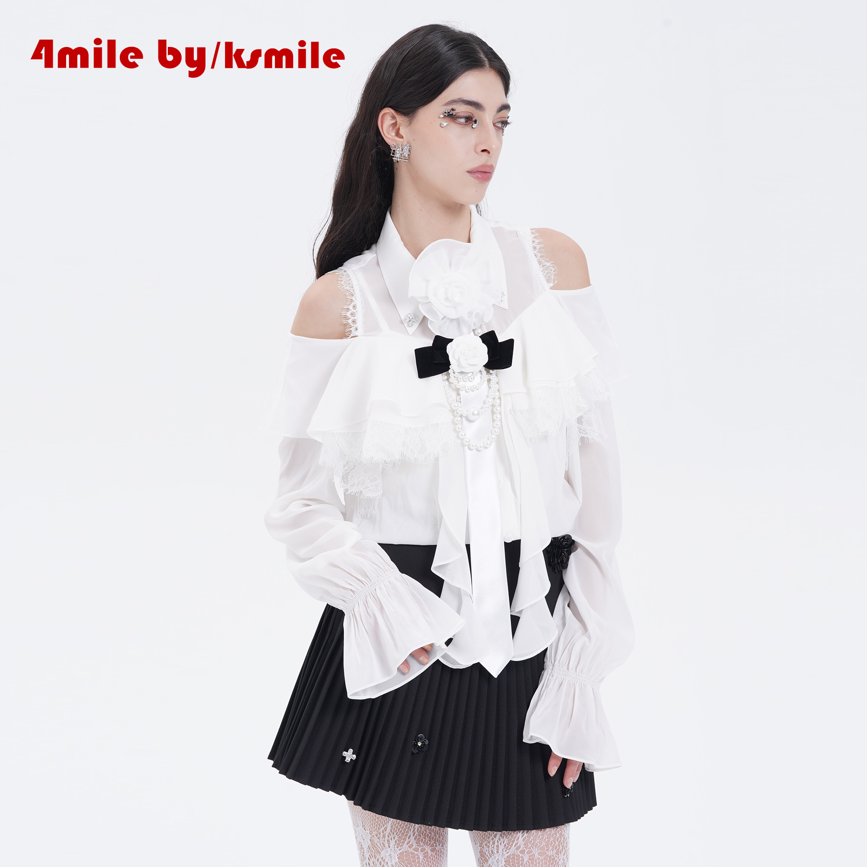4MILE BY KSMILE | 可可里少女荷叶边蕾丝拼接露肩衬衫长袖上衣