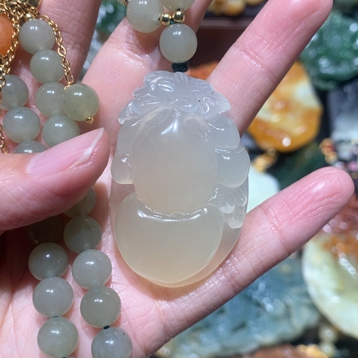 岫玉毛衣链未镶嵌