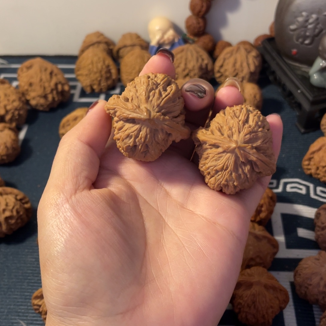 文玩核桃吊坠～*法南疆石42.5