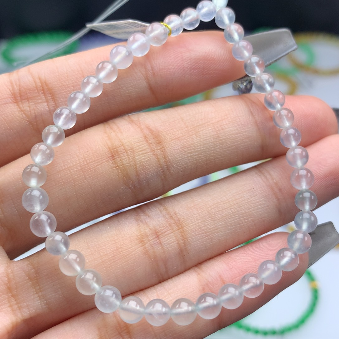 翡翠手链未镶嵌卡