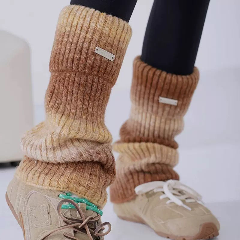 秋冬女款针织长筒个性渐变色保暖堆堆袜套