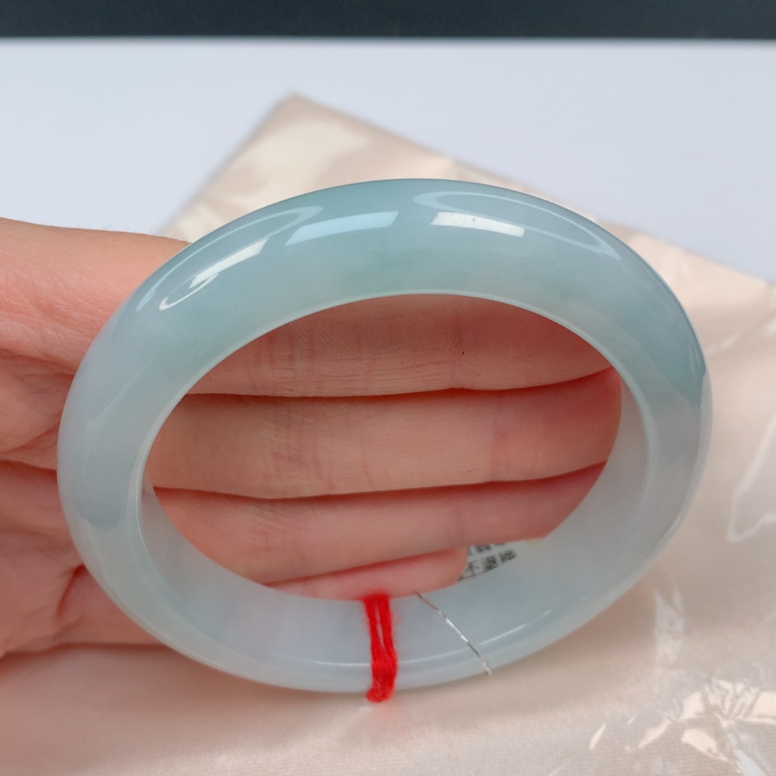 翡翠手镯未镶嵌55.5正圈