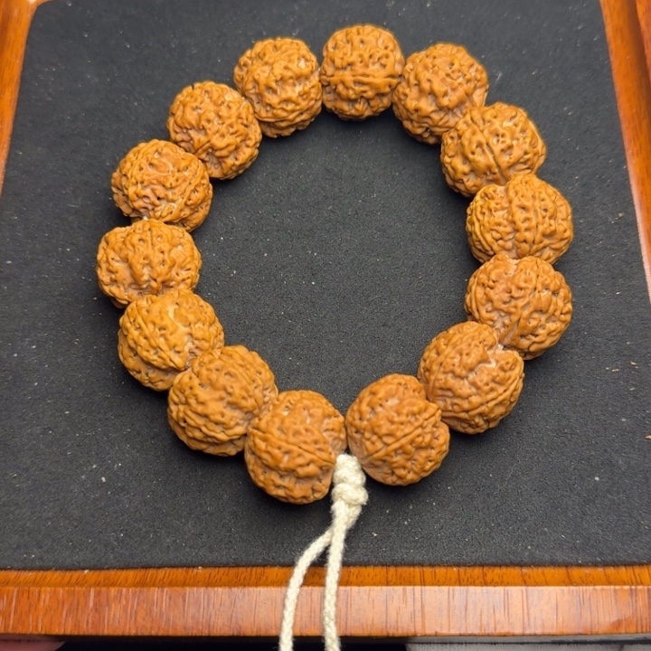 金刚菩提手串10号23尺寸