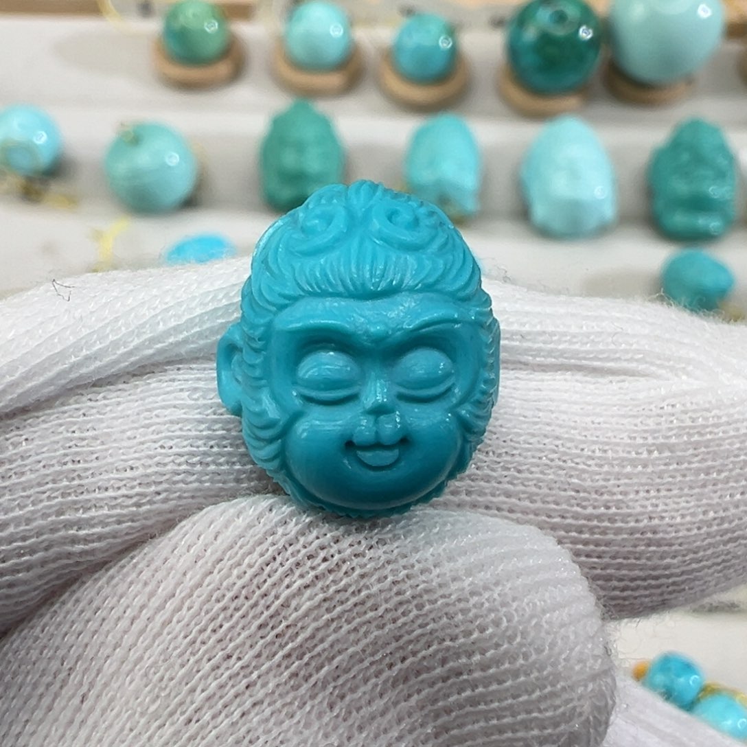 绿松石配饰未镶嵌