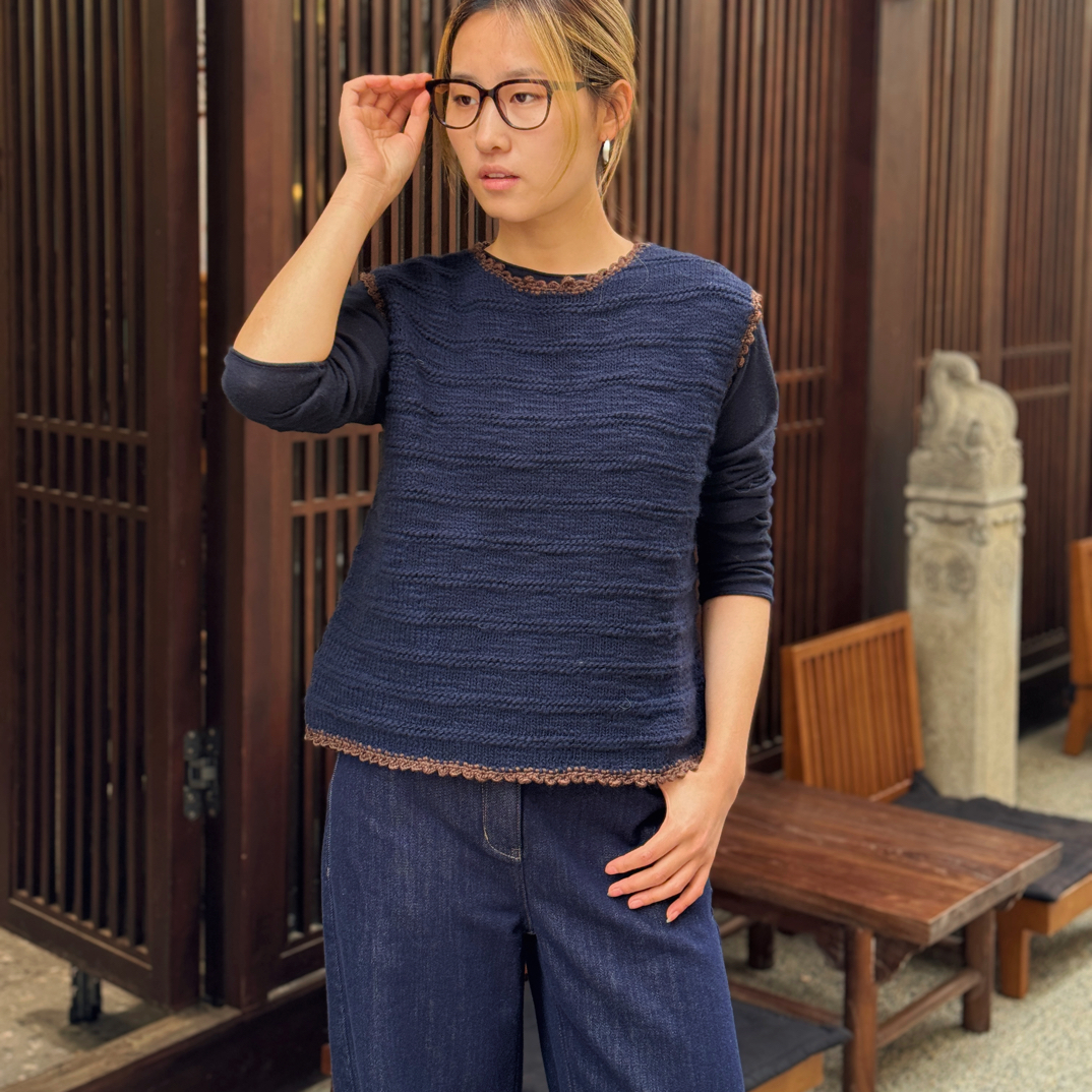 “可露丽”花边羊毛针织马甲