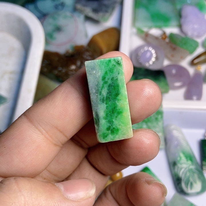 翡翠散珠天然翡翠A货挂件