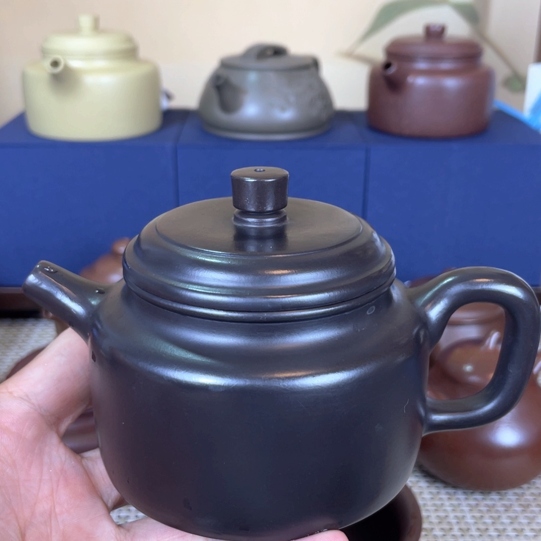 紫砂盖碗黑泥德钟 200Cc紫砂壶