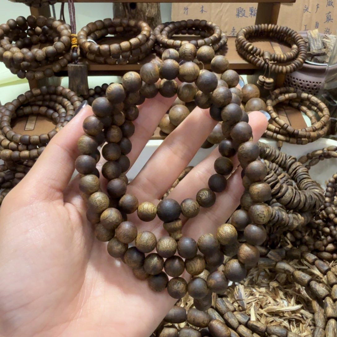 沉香碎屑沉香多圈0.9圆珠 37克➕