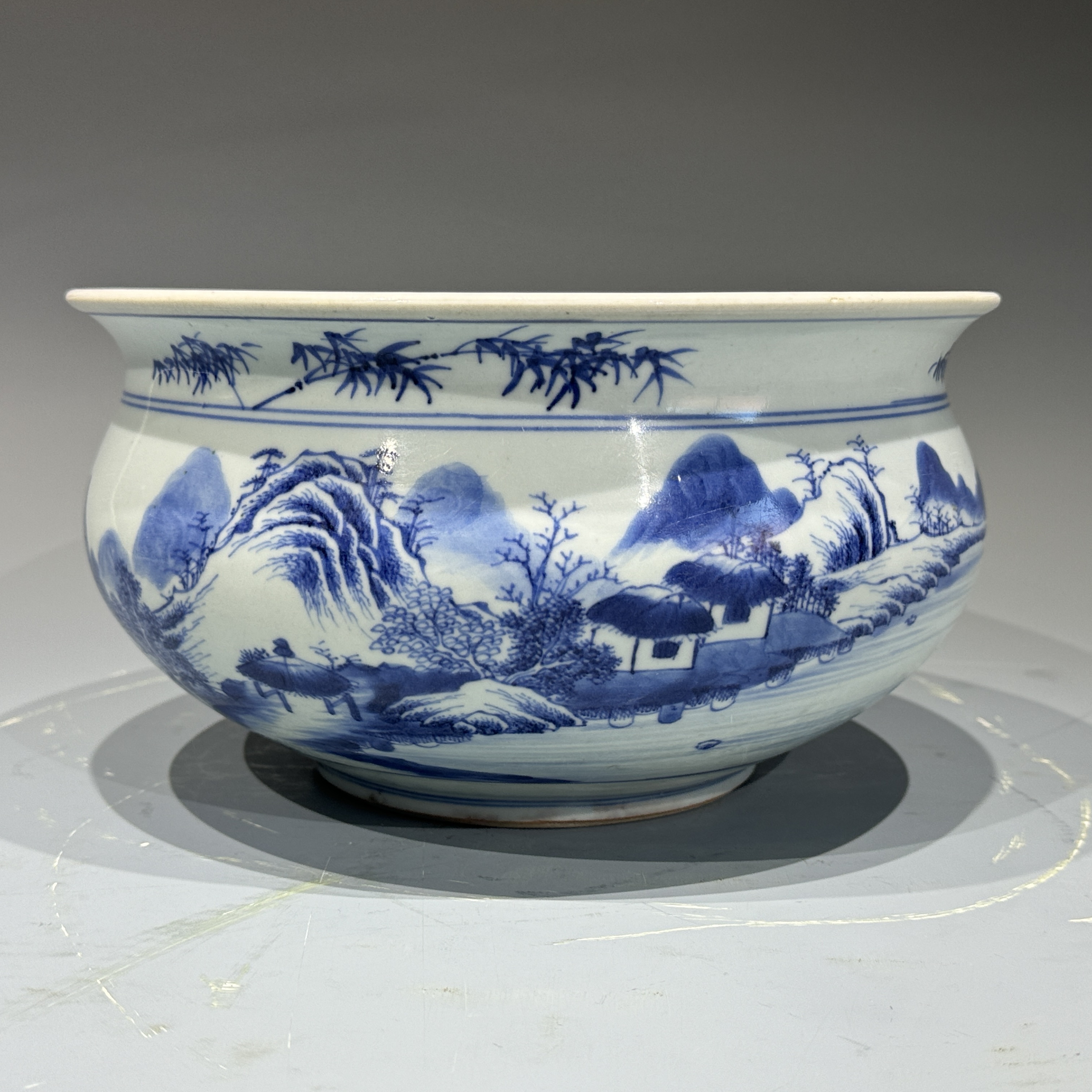 4214 清康熙 青花山水罗汉炉