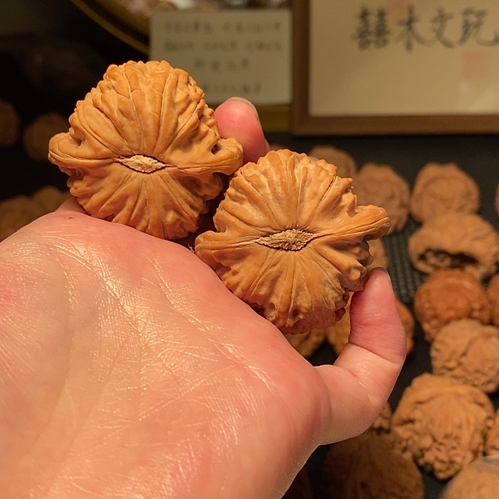 文玩核桃吊坠（****>1111111111
