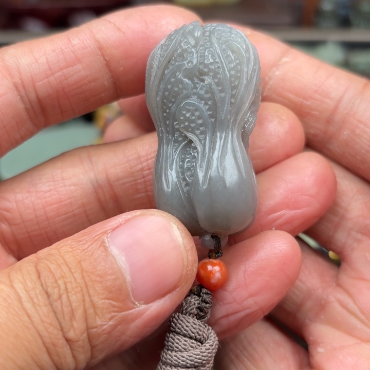 和田玉吊坠未镶嵌