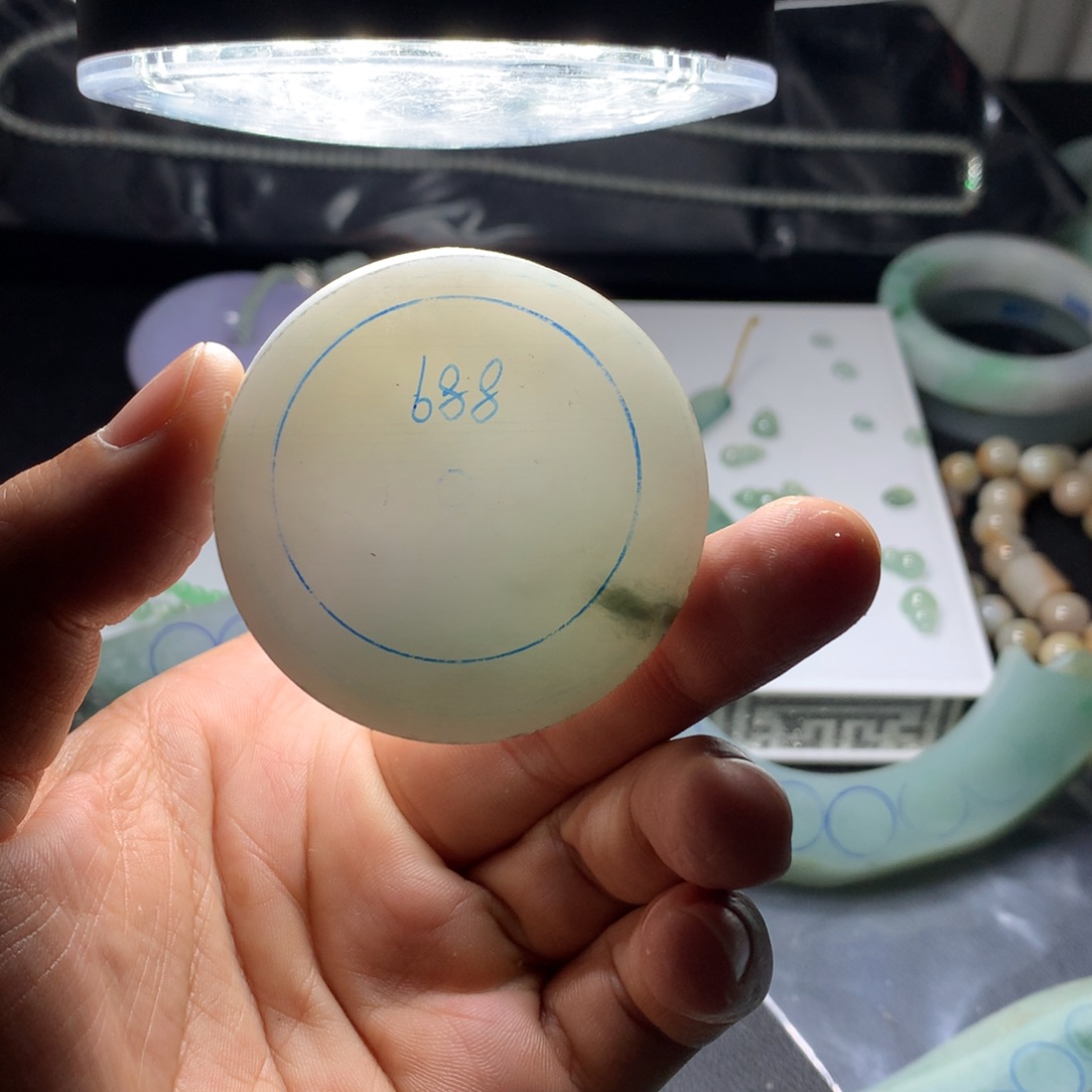 定制翡翠未镶嵌翡翠