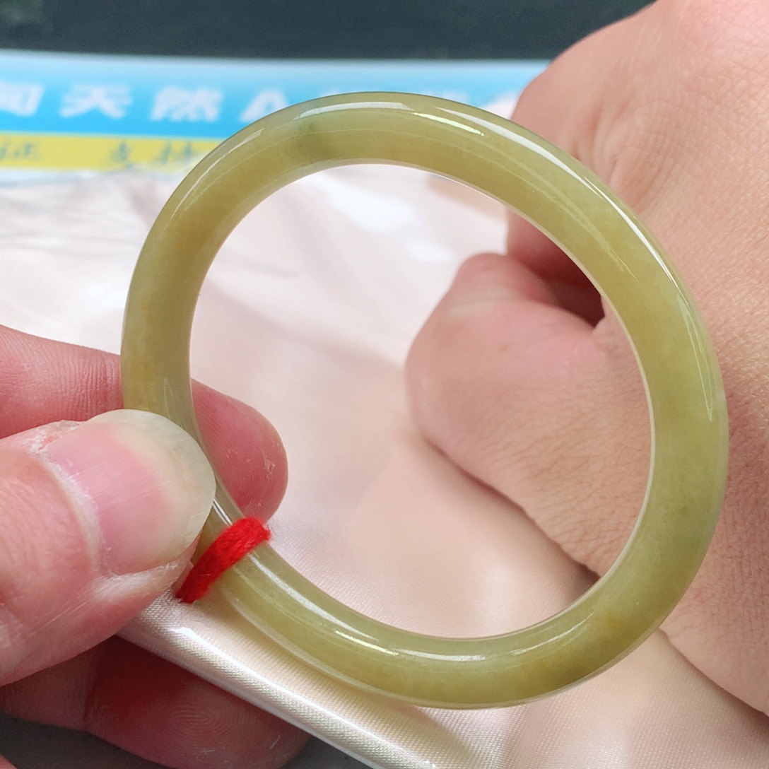 翡翠手镯（贵妃镯）未镶嵌0775号