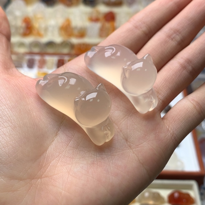 玛瑙/玉髓未镶嵌玛瑙无相趴趴猫40卡
