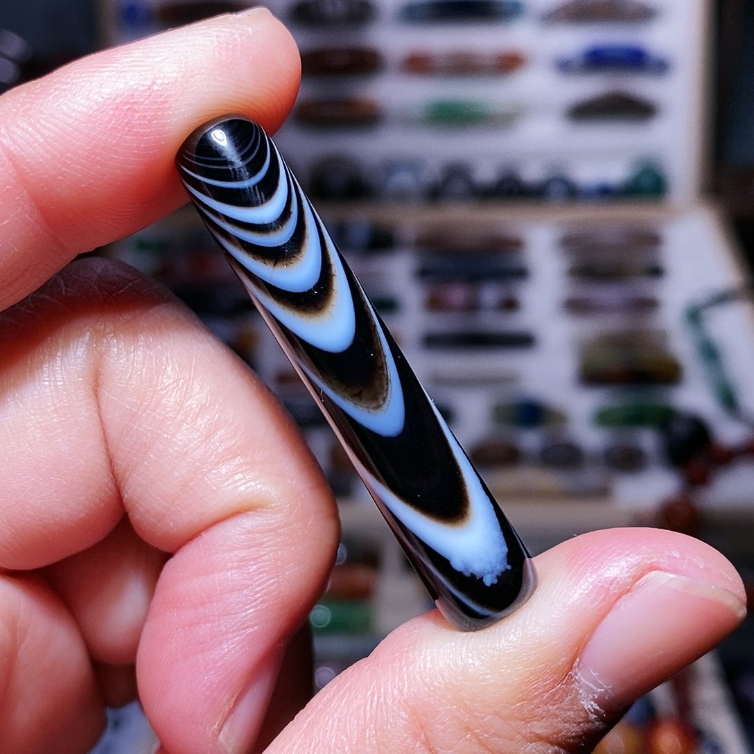 玛瑙吊坠未镶嵌…..