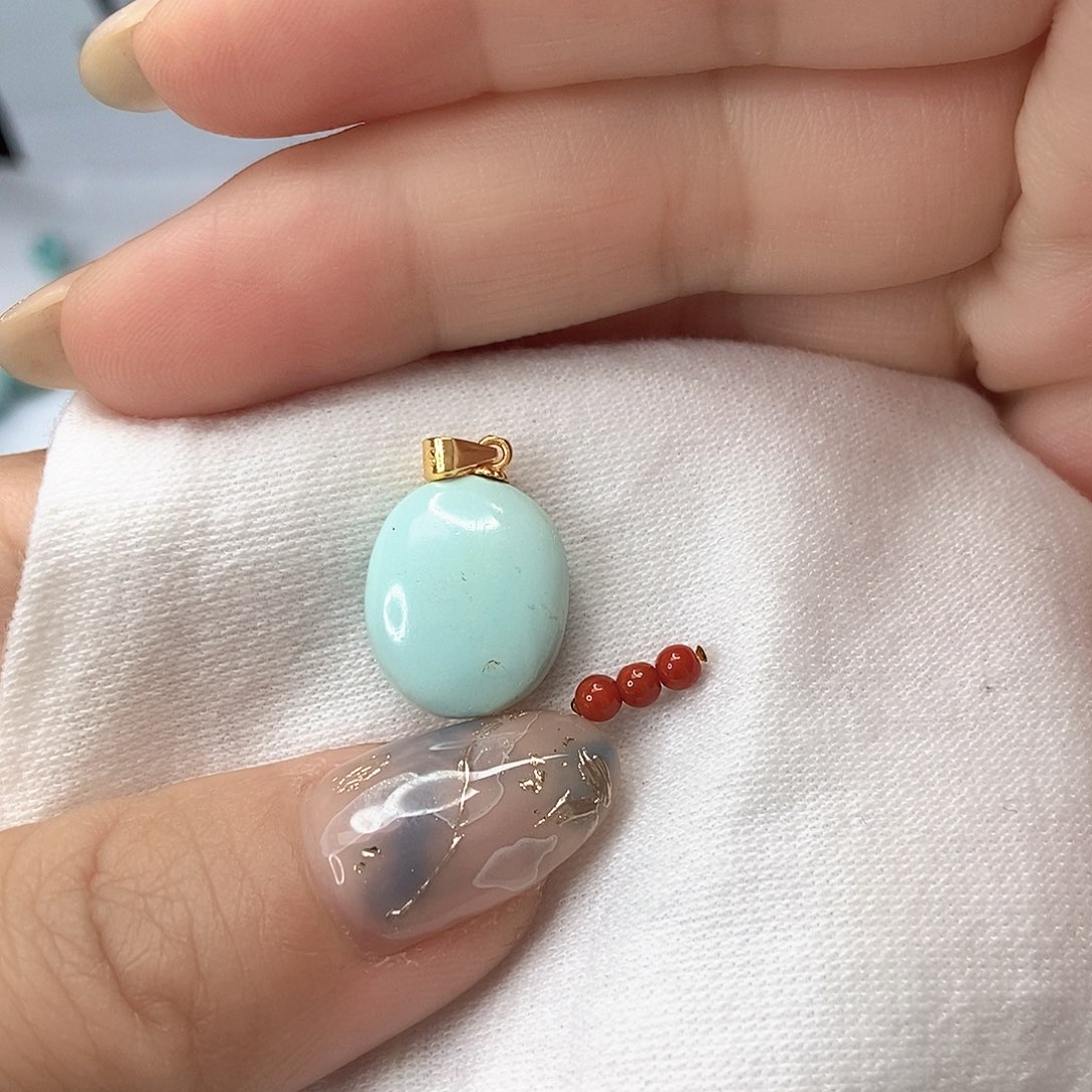 南红玛瑙未镶嵌珠宝奇石