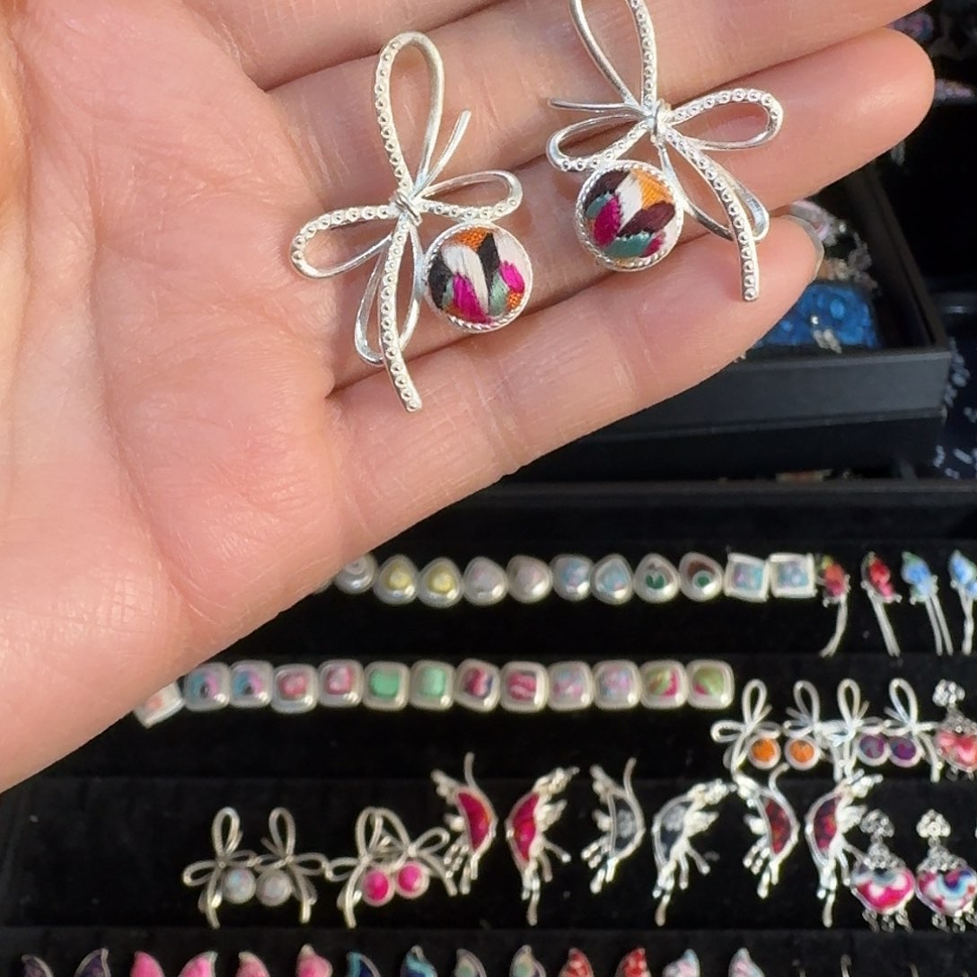 织绣民族风刺绣耳环