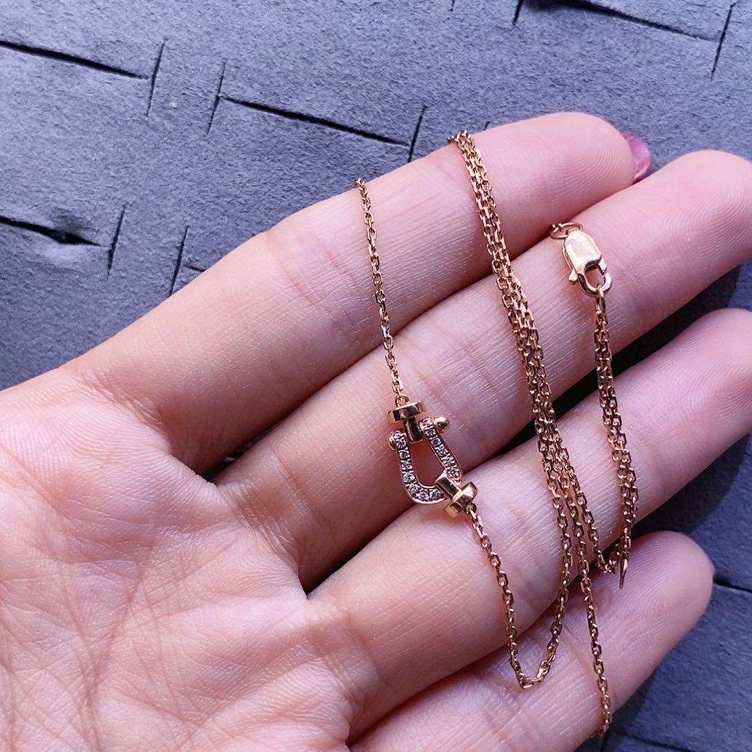 钻石颈饰18K金镶嵌小马蹄项链k玫