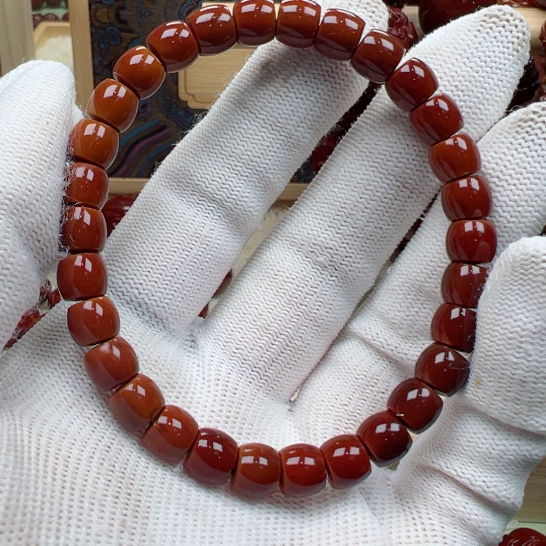 【闪购商品】橄榄核吊坠山*行963358964578877788