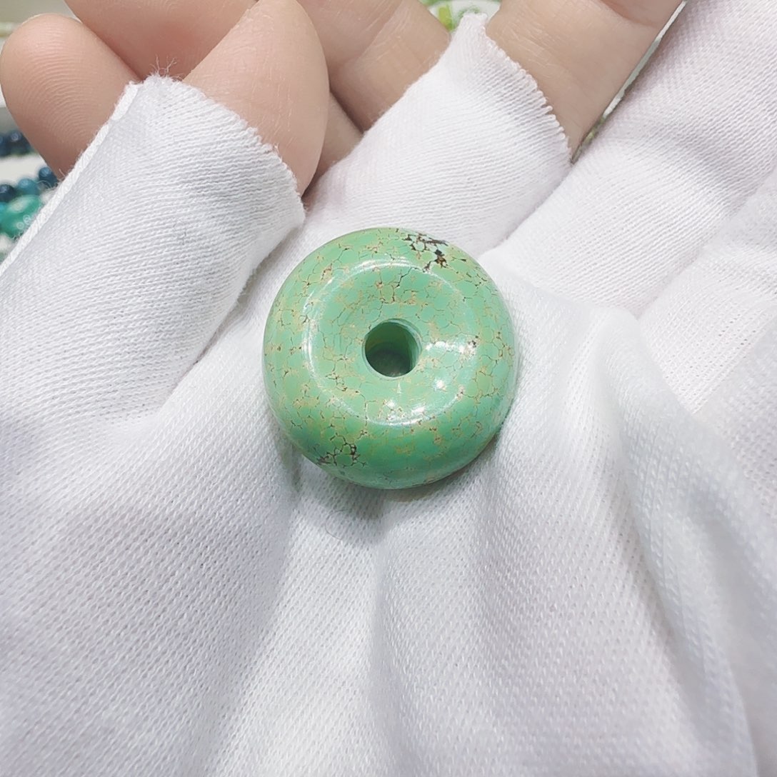 绿松石未镶嵌原矿绿松石